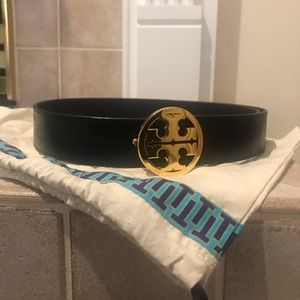 Authentic Tory Burch black leather belt
